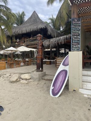 surf town, peru