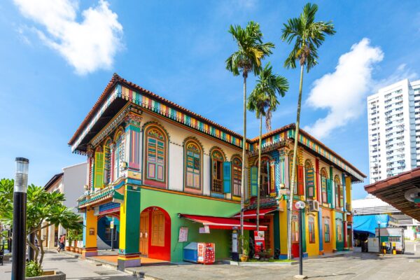 Colorful,Facade,Of,Building,In,Little,India,,Singapore. Colorful,Facade,Of,Building,In,Little,India,,Singapore.